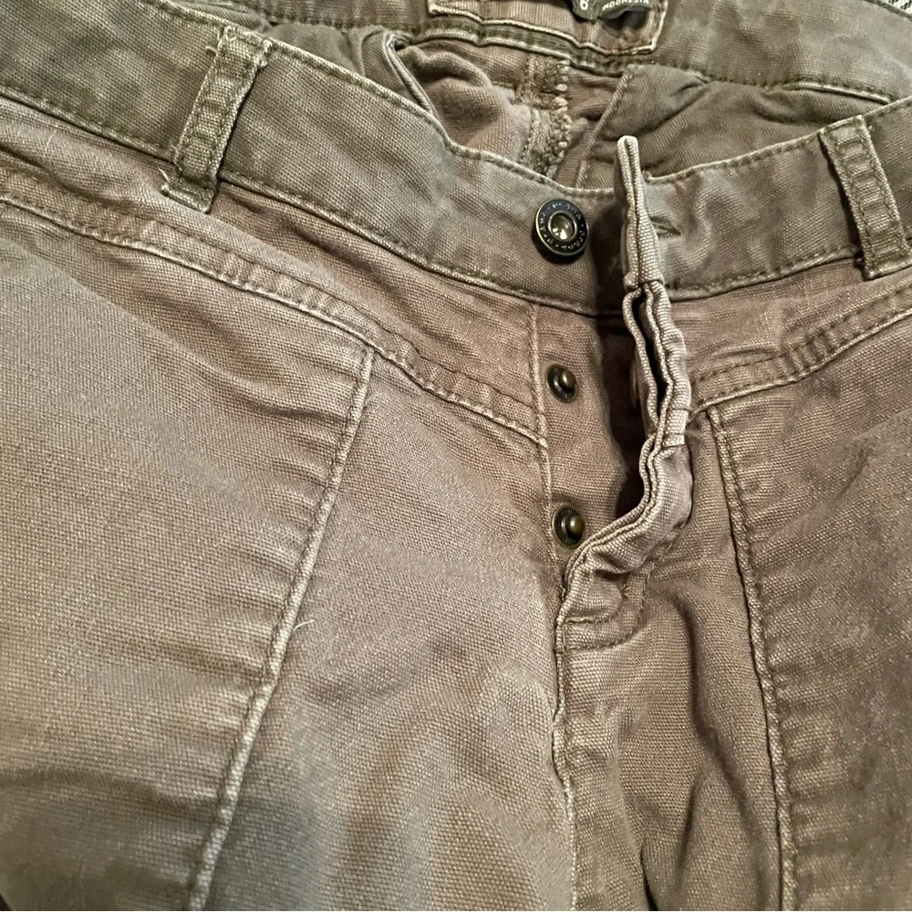 Prana Women’s Cropped Tan Pants Mid Rise Organic Cotton Blend size 6 Snap Fly - Picture 4 of 9
